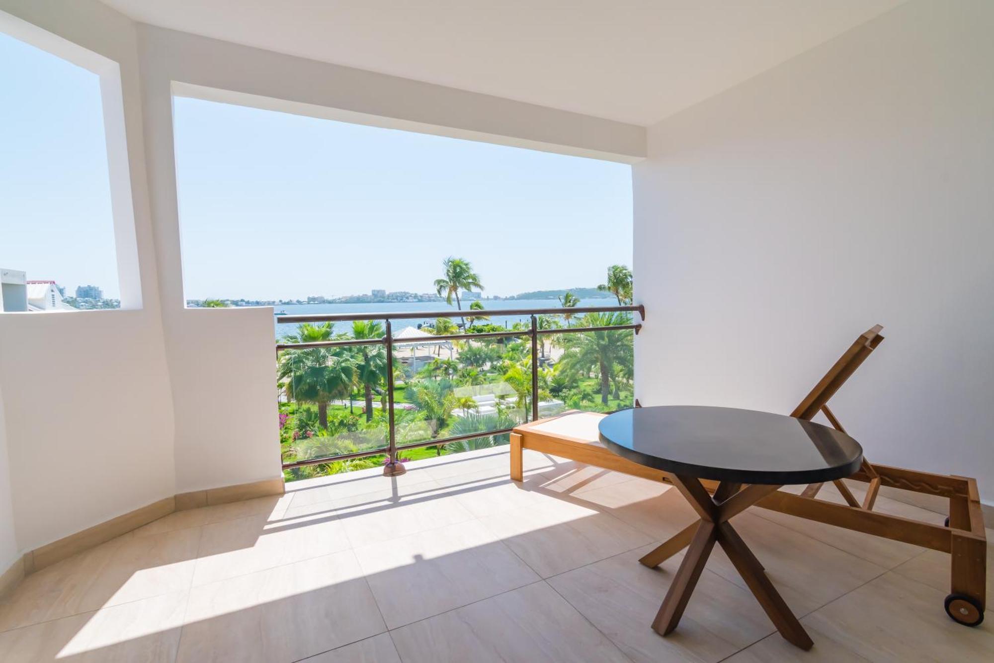 Hommage Hotel & Residences Baie Nettle Buitenkant foto