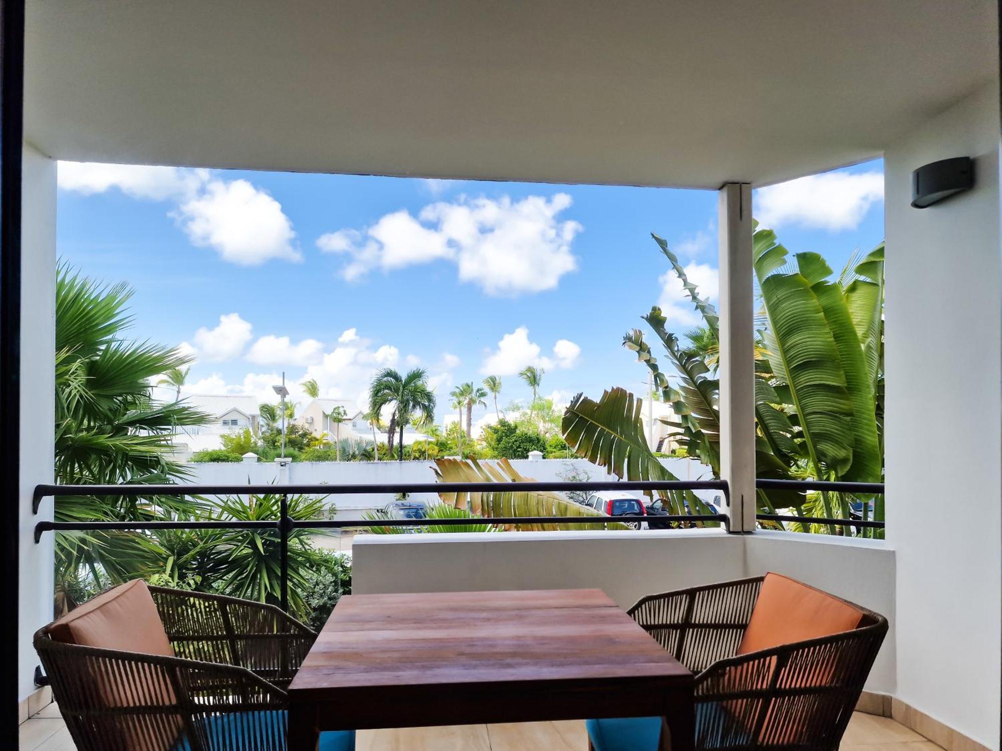 Hommage Hotel & Residences Baie Nettle Buitenkant foto