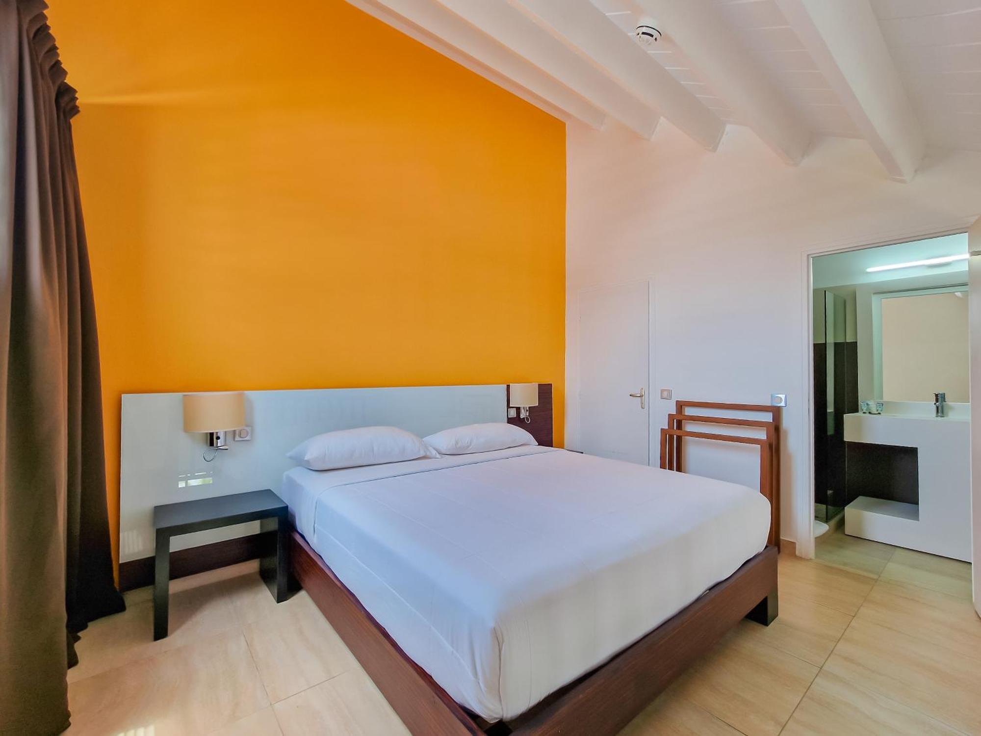 Hommage Hotel & Residences Baie Nettle Buitenkant foto