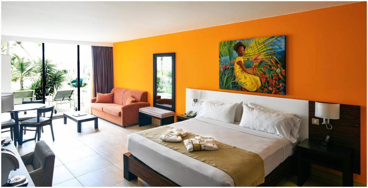 Hommage Hotel & Residences Baie Nettle Buitenkant foto